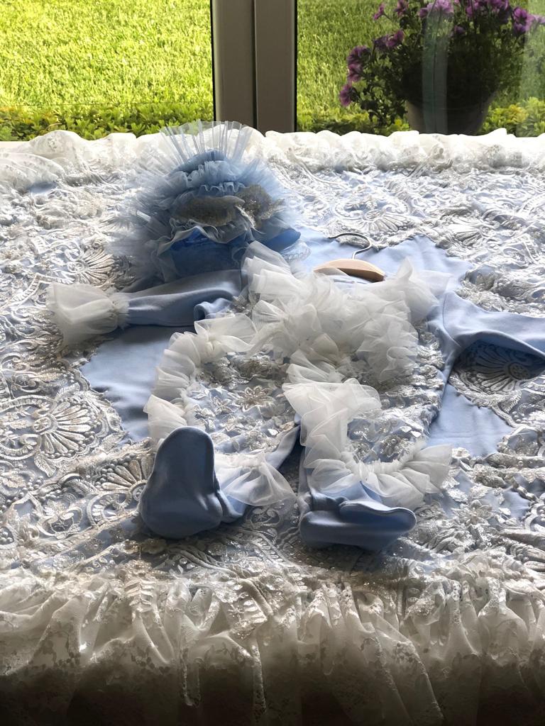 Baby Blue Newborn 3month to 6month Jumpsuit Hat Blankent Coton Pear France Lace Set