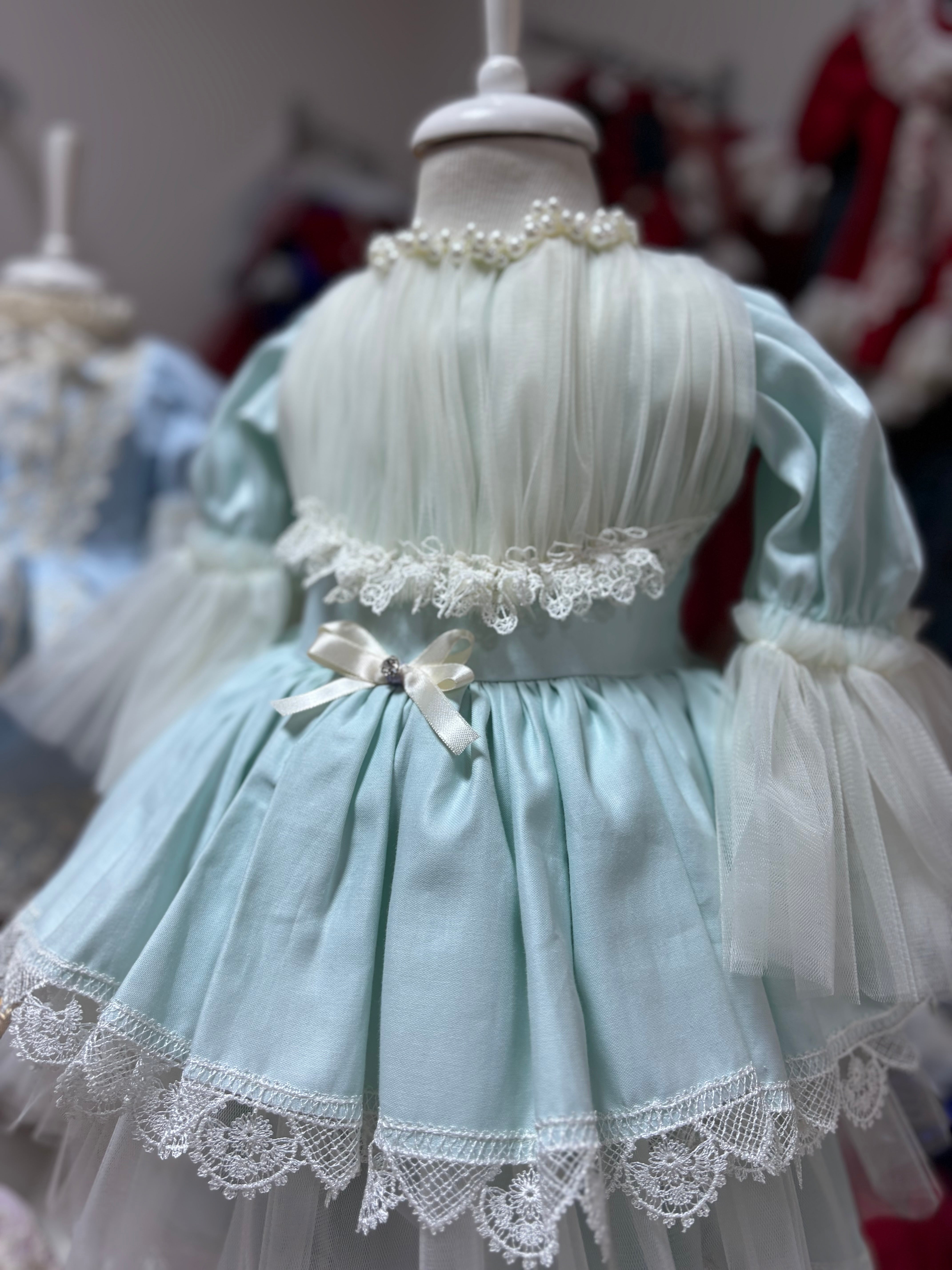 Mint Green Baby And Toddler Dresses And Bonnet 9M Mint Green Baby And Toddler Dresses And Bonnet 9M