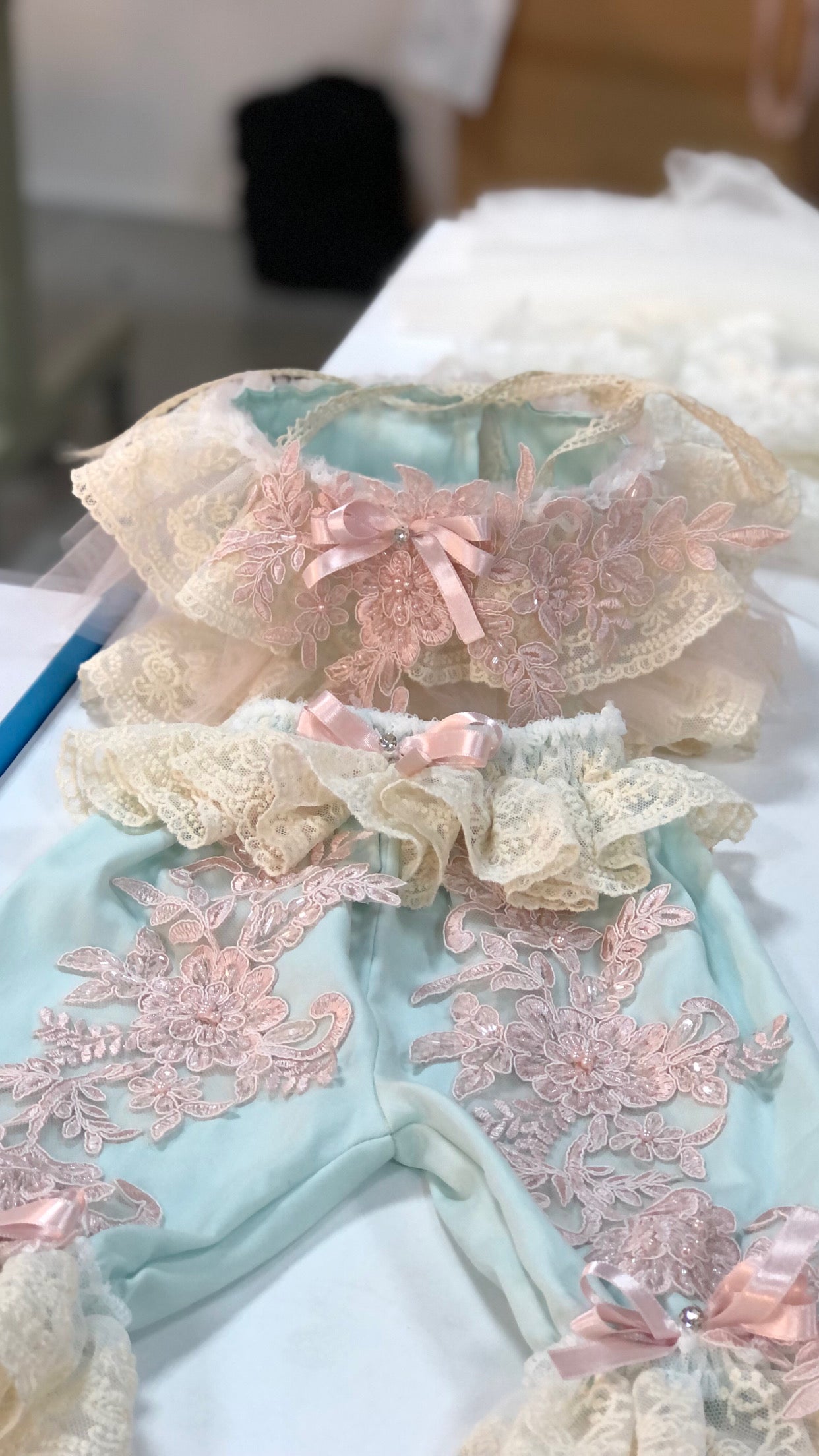 Mint blue two pieces outfit outfit