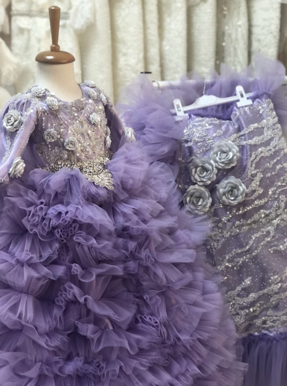 Purple long baby gown bonnet and blankent