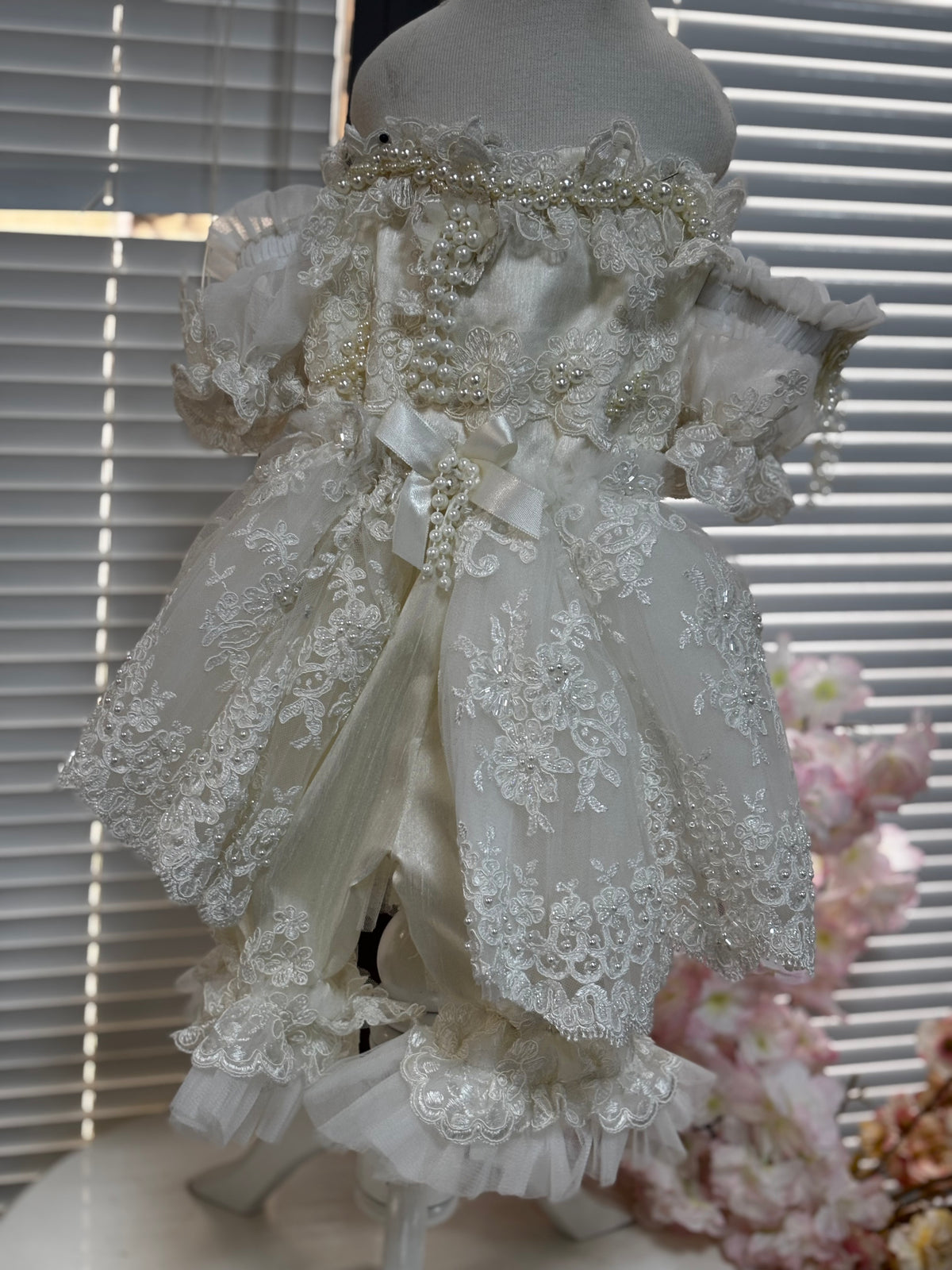 Cream silk baby jumpsuit and bonnet wholasale 6 pcs
