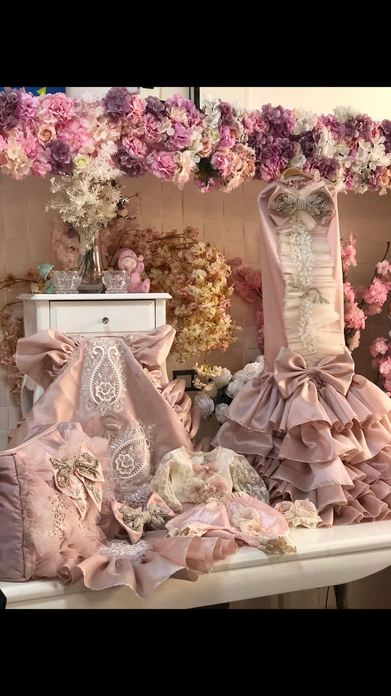 Light Pink Silk Fabric Rhinestone Bow Cocoon Bonnet Diaperbag And Blankent Set