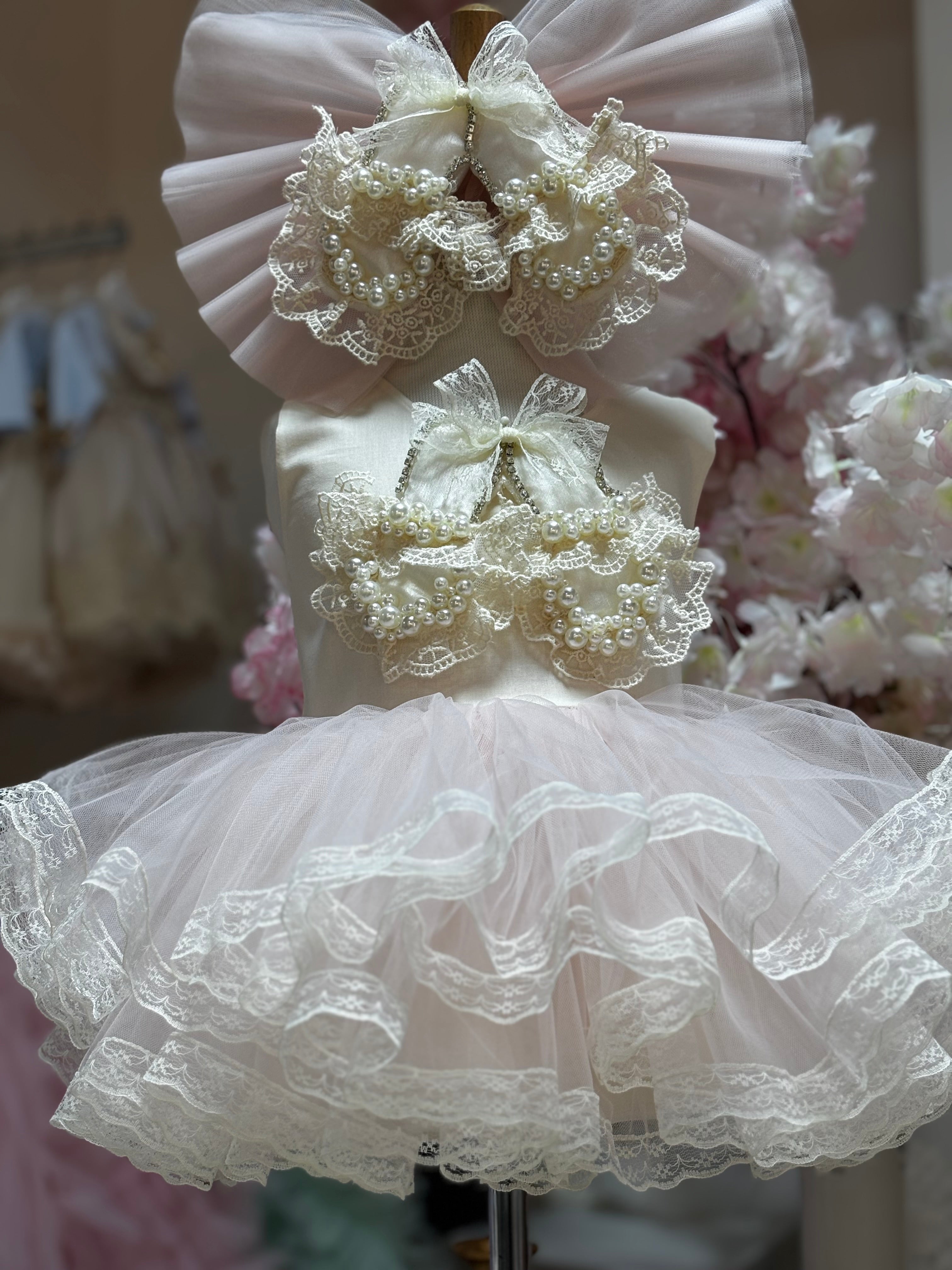 Cream girl balerin tutu dress and hair bow