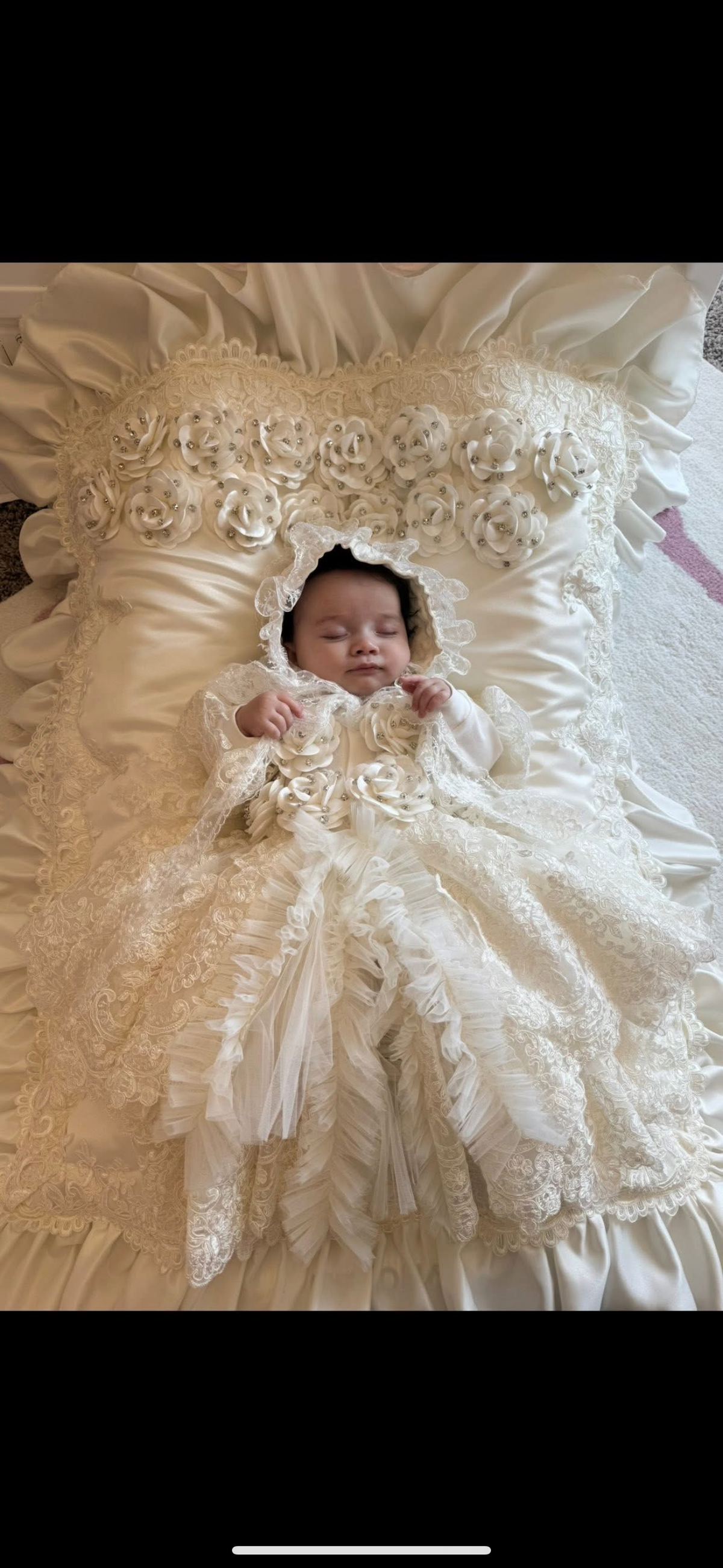 Cream flowers jumpsuit bonnet and blanket
