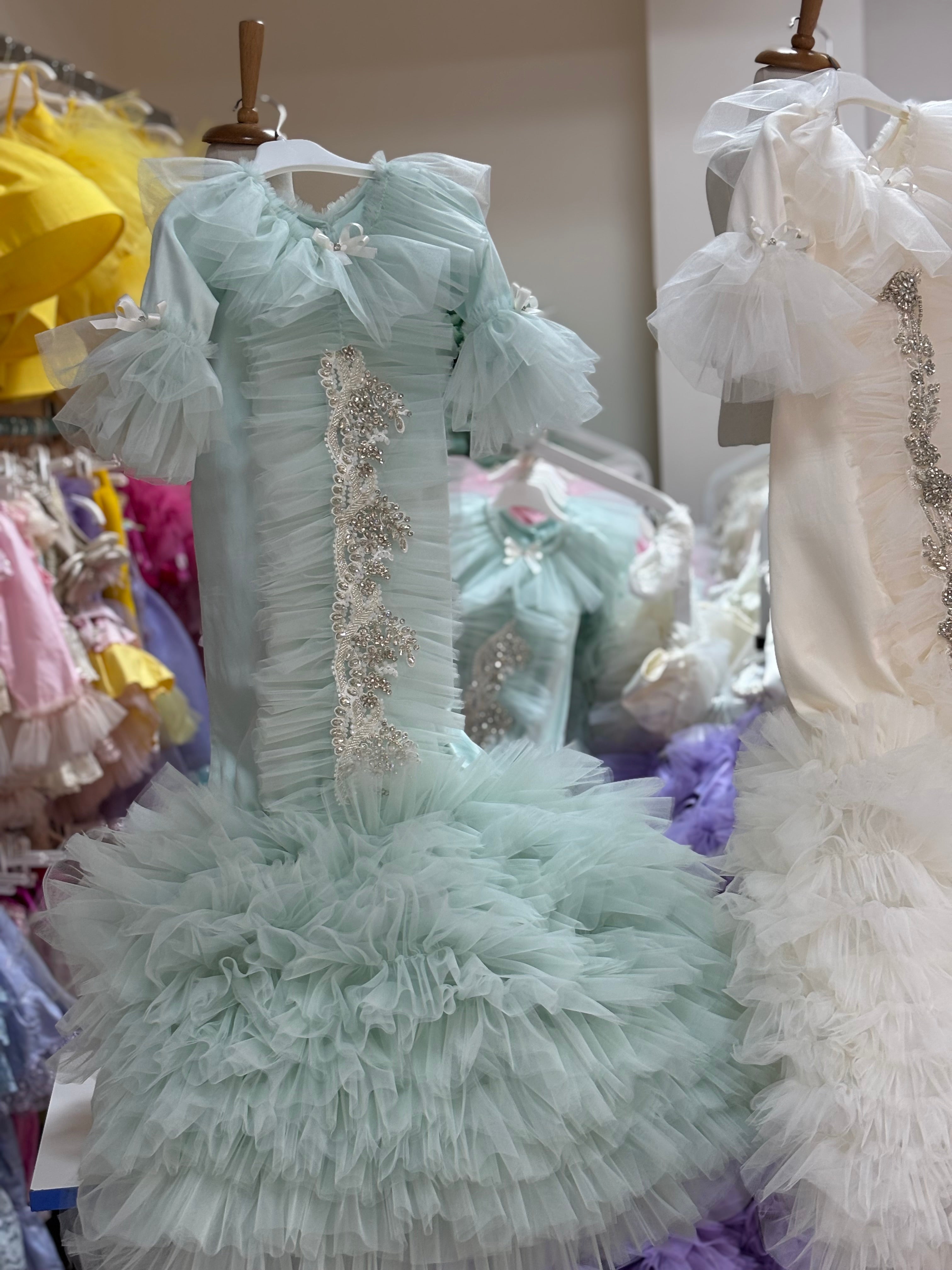 Baby gown light green long coton fabric gown and bonnet