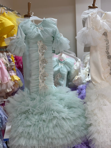 Baby gown light green long coton fabric gown and bonnet