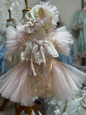 Cream lace baby and girl vintage romper and bonnet