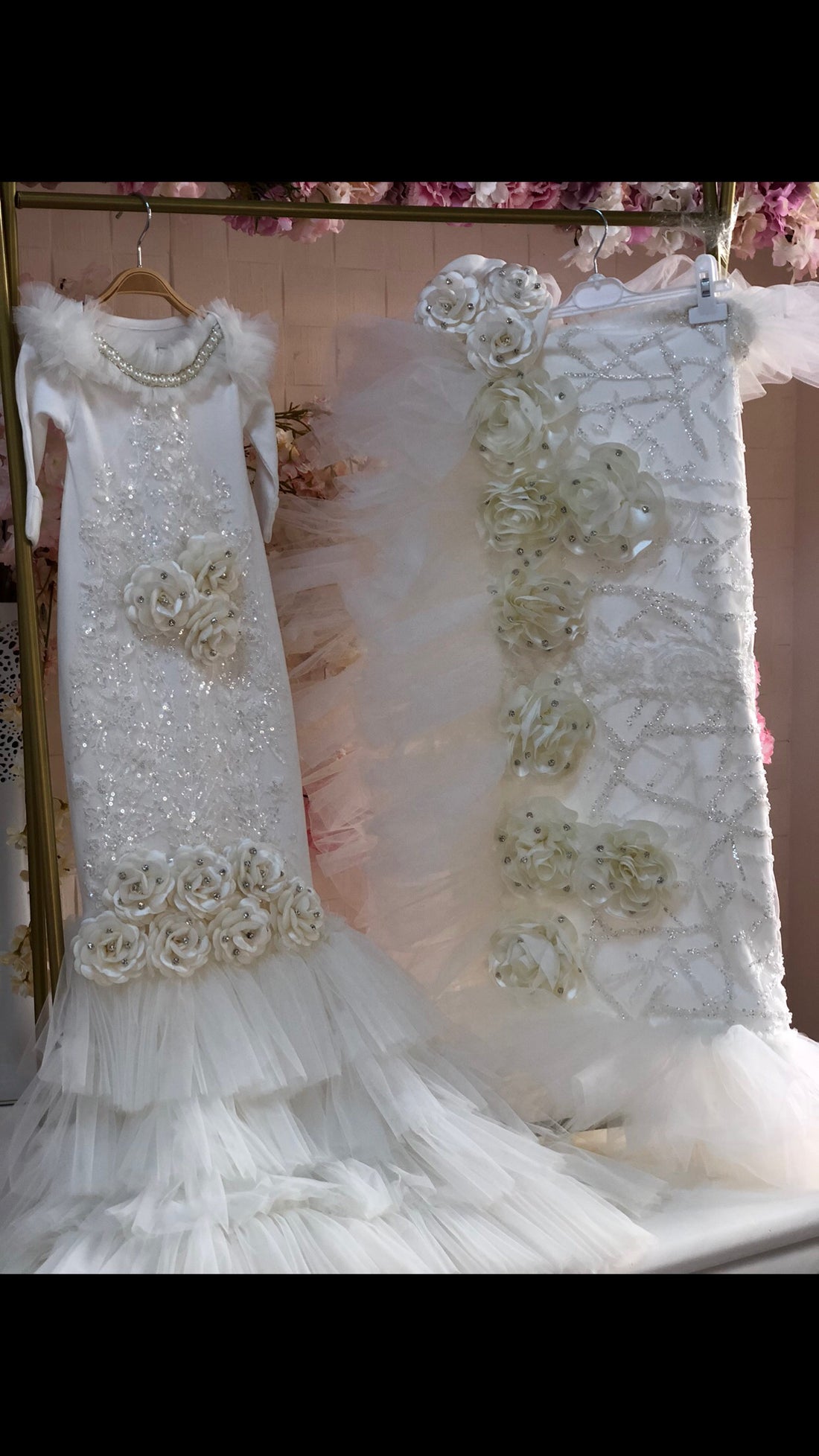 Satin fabric baby gown bonnet and blankent