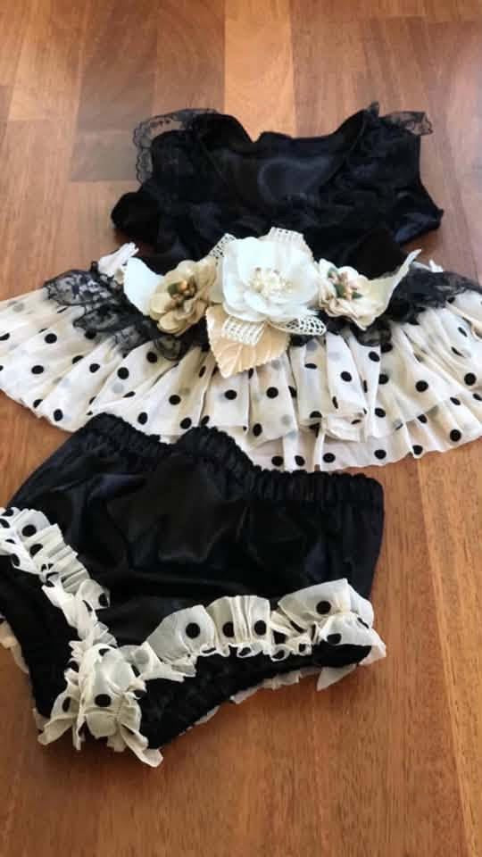 Black velvet two pieces velvet