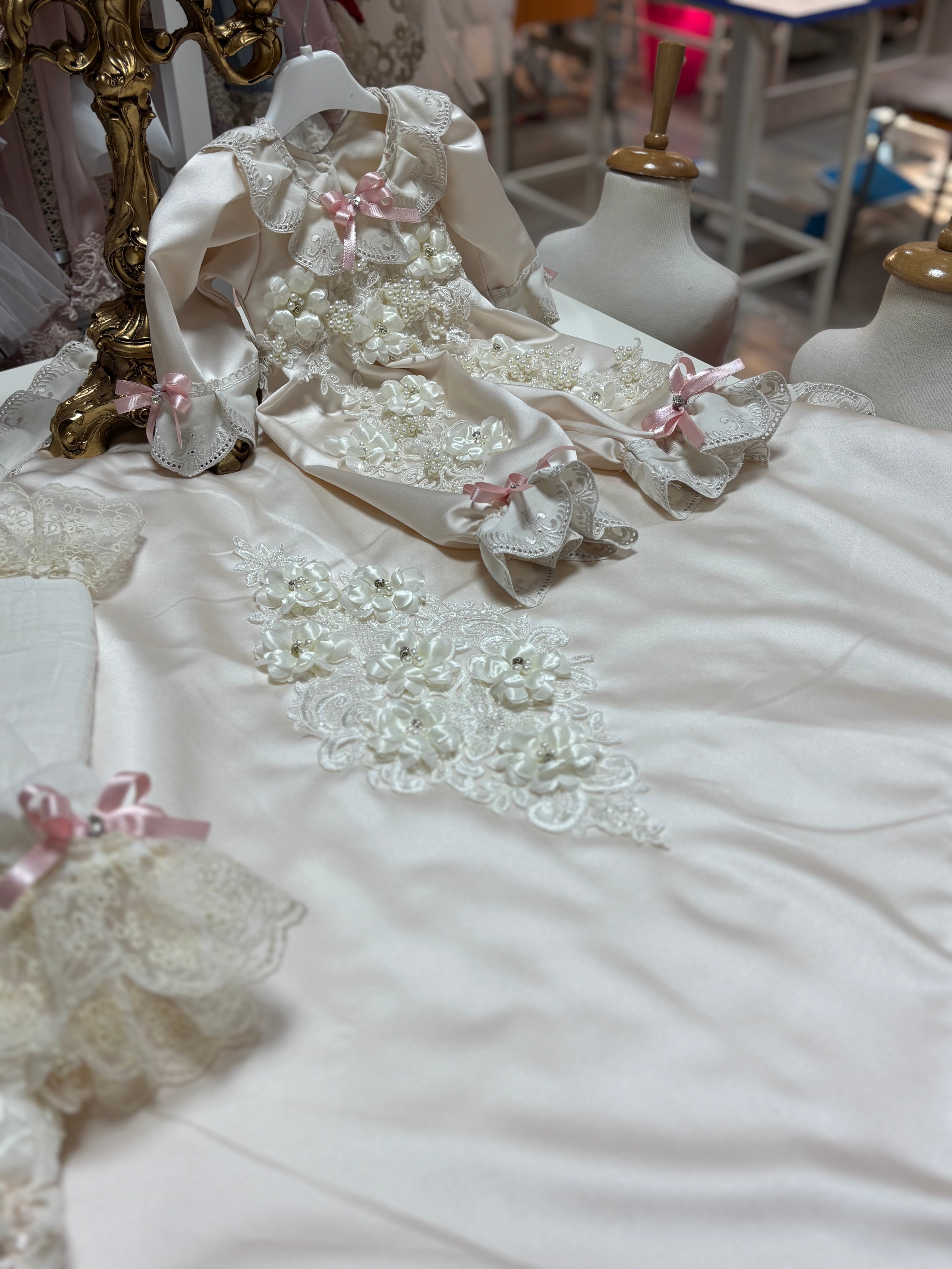 Baby Satin Fabric Jumpsuit And Blankent