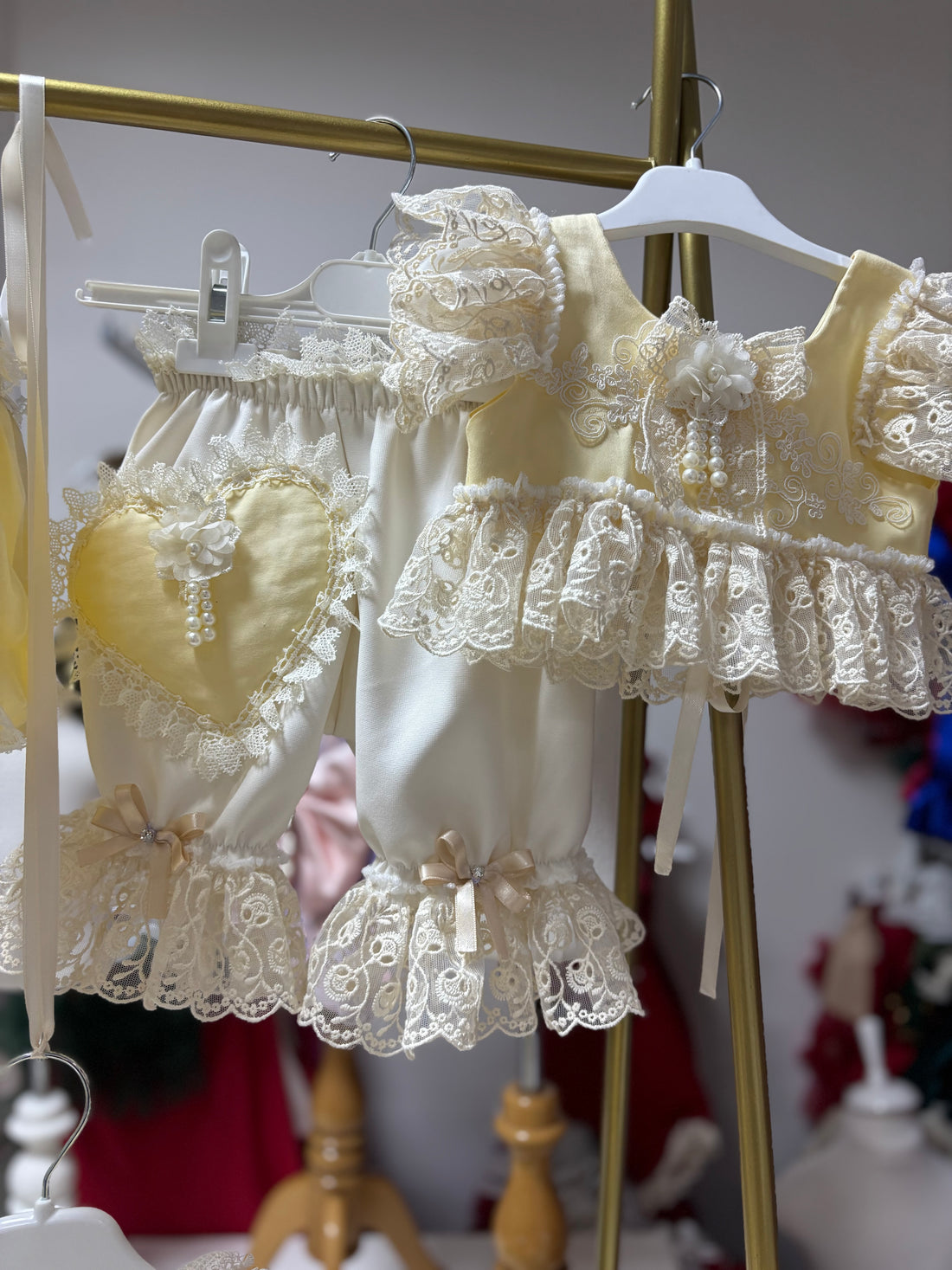 Yellow Coton Lace Fabric Pants Blouse And Bonnet
