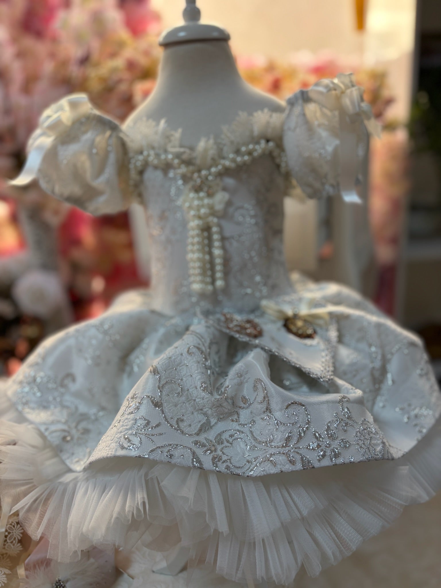 White amazing puffy dress