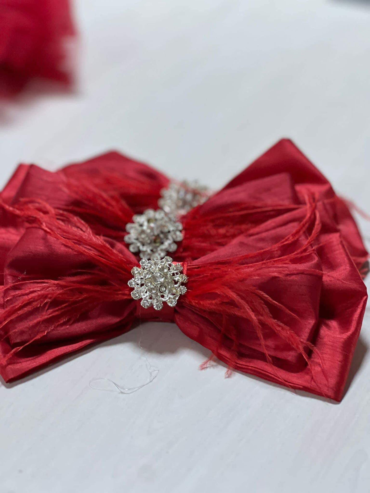Red silk fabric bow clips