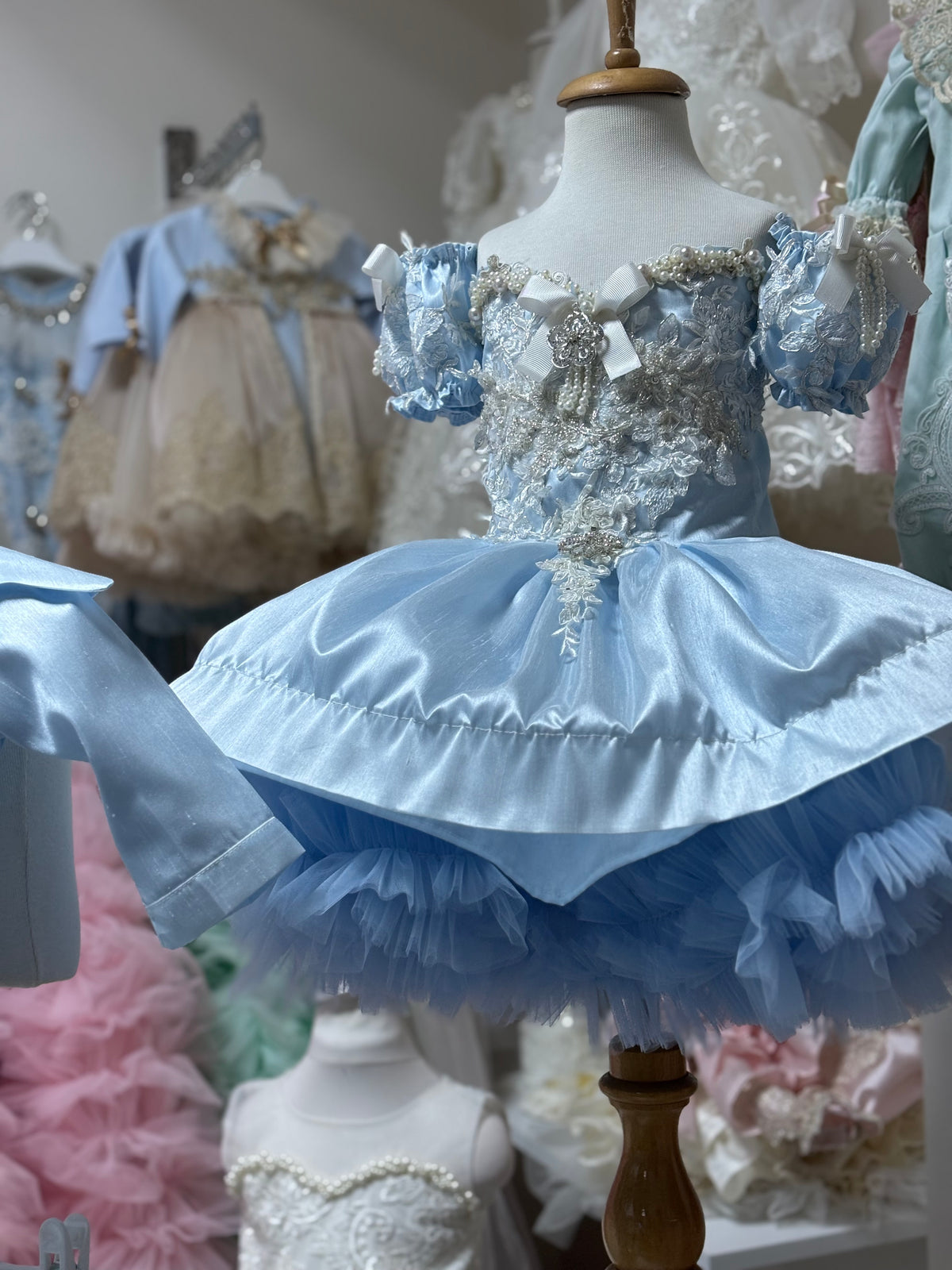 Blue silk fabric girl funny dress