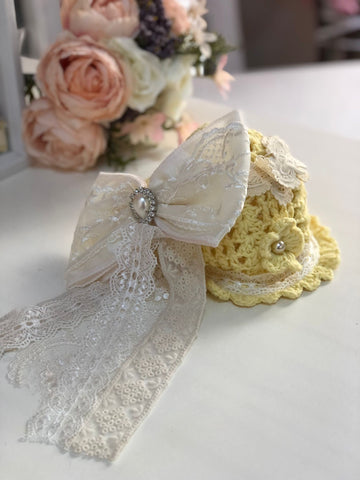 Yellow Knitwear bonnet