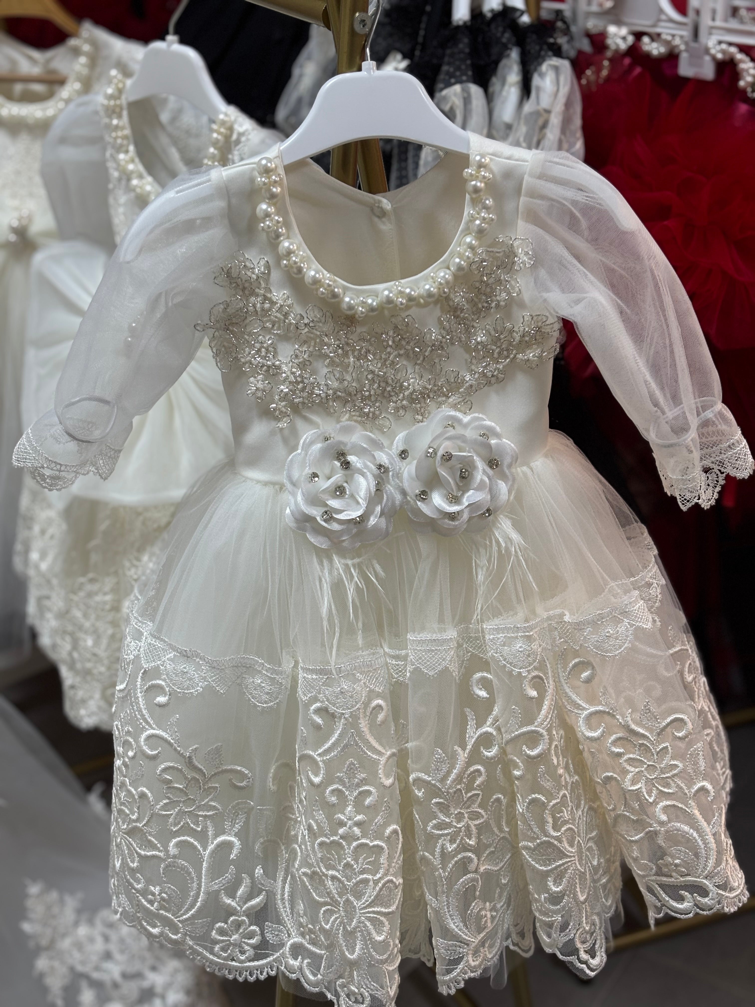 Cream lace fabric girl dress
