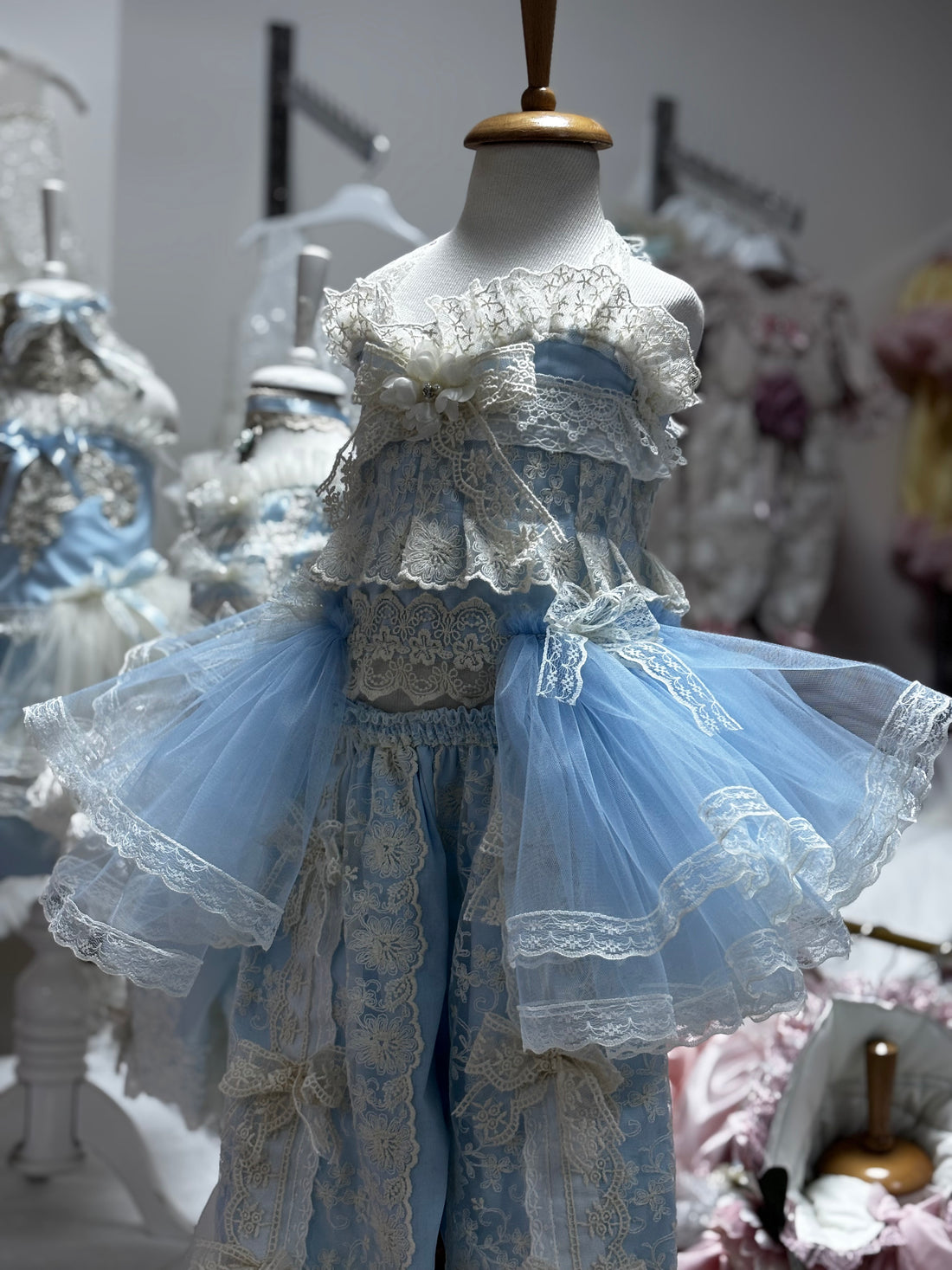 Blue two pieces girl outfit