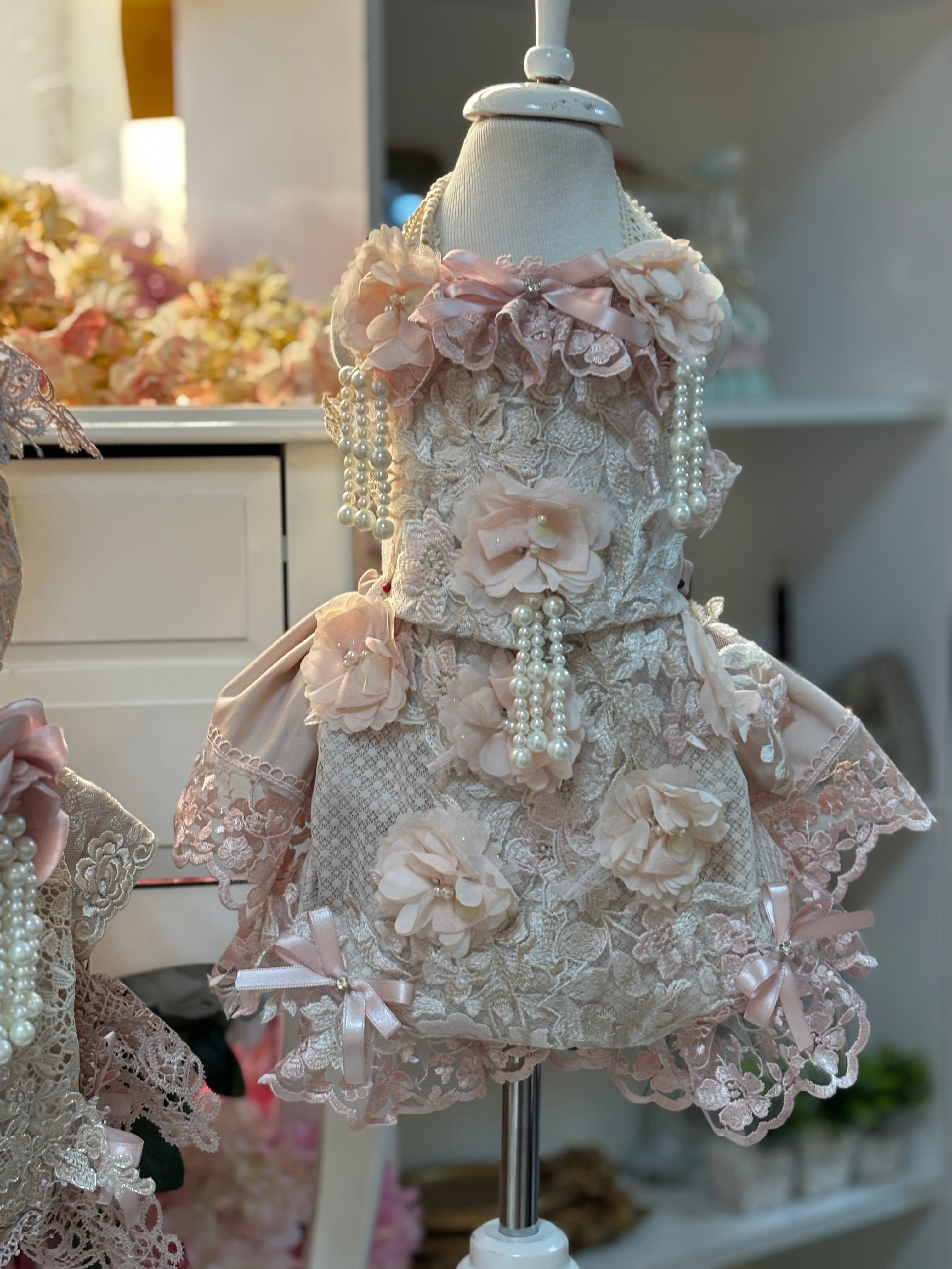 Baby Girl Vintage Pearl details Romper