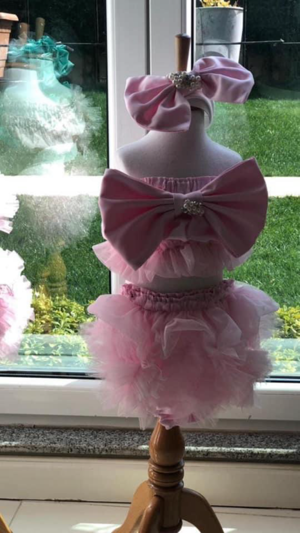 Baby Girl Pink Short And Blouse &amp; Bow Top Set with Matching Hairband