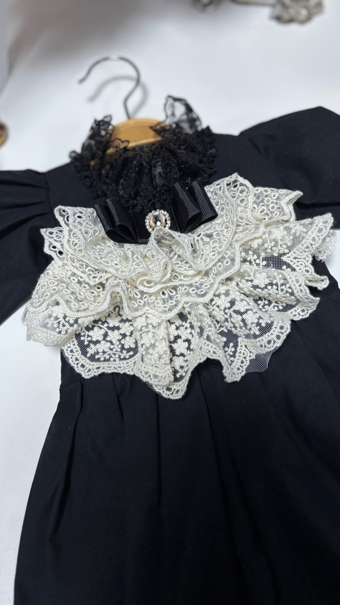 Black Victorian Coton Fabric Baby Jumpsuit