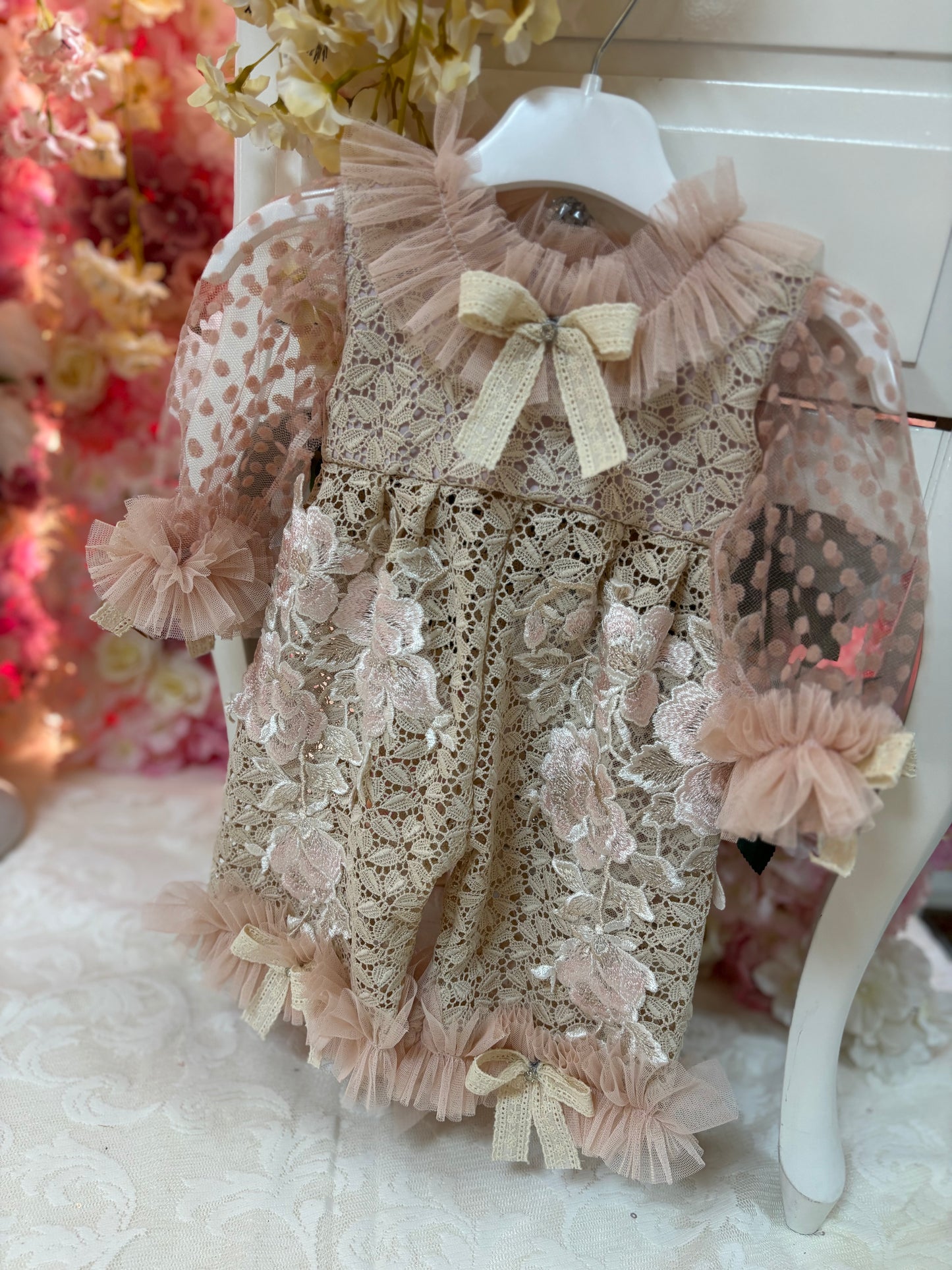 Lace romper 12m