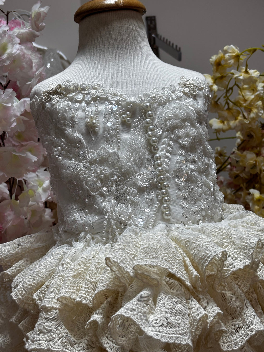 pearl lace fabric girl amazin dress 24m