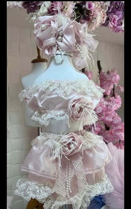 Pink silk fabric outfit and hair band