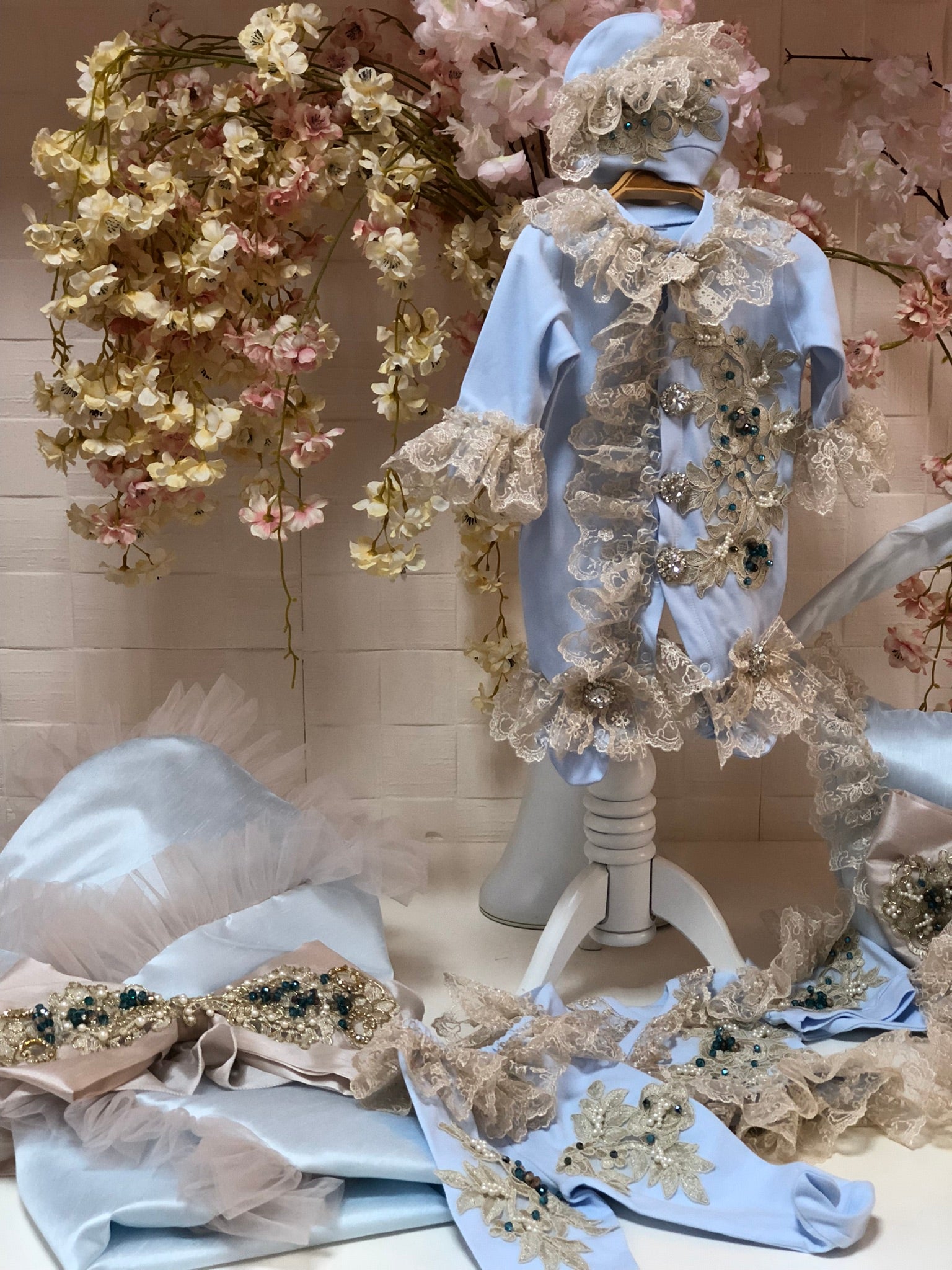 Blue Pearl Silk Fabric  Jumpsuit  Pajamas Hat Blankent Diaper Bag And Swaddle 8  Pıeces Set