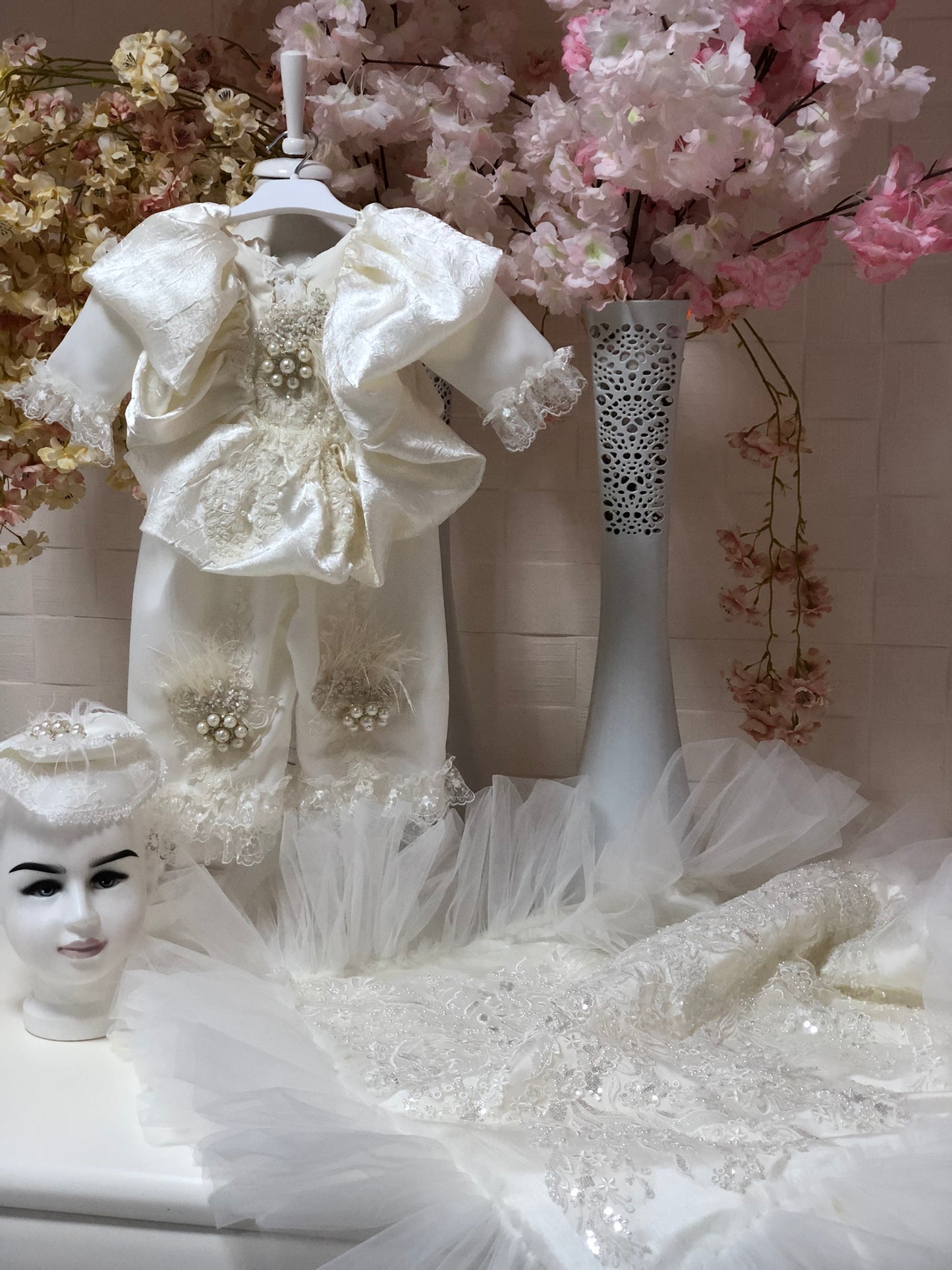 cream satin fabric jumpsuit hairband and blankent set