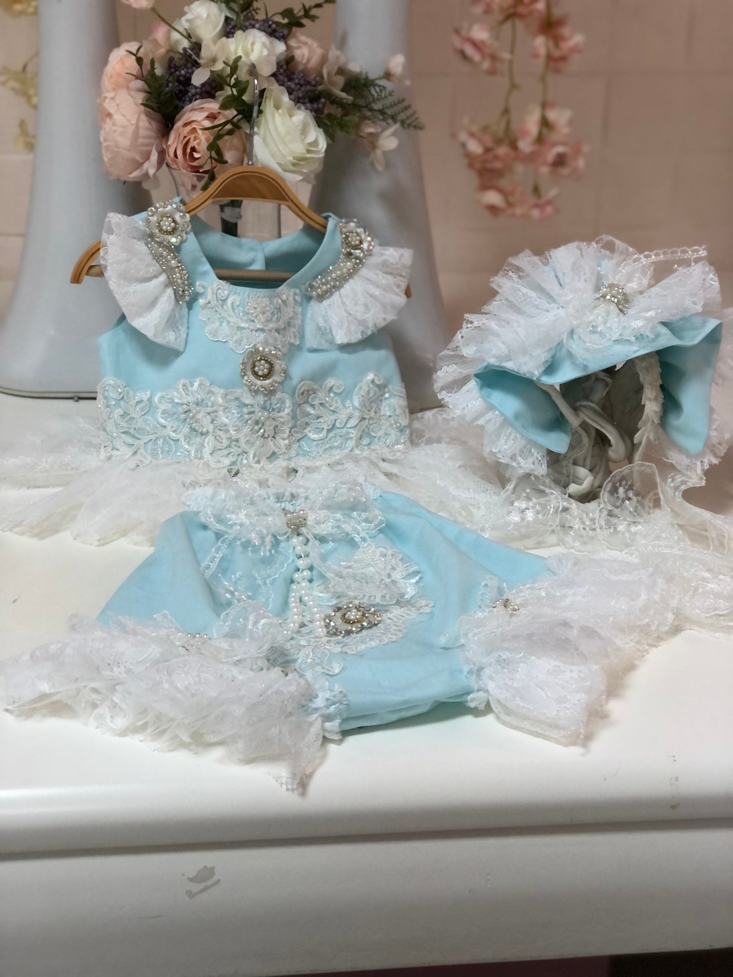 Mint Blue Baby Girl Coton Lace Fabric Short Blouse and bonnet wholesale 7 pcs