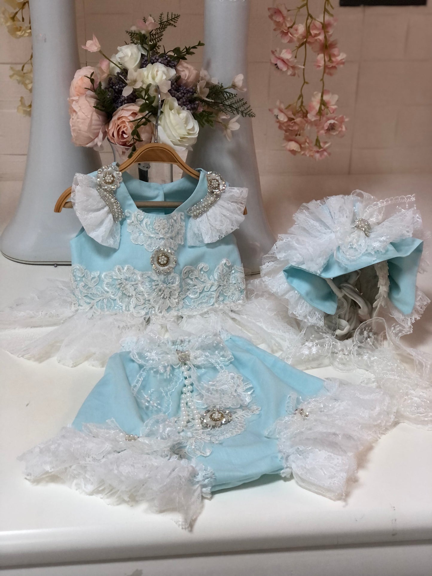 Mint Blue Baby Girl Coton Lace Fabric Short Blouse and bonnet wholesale 7 pcs