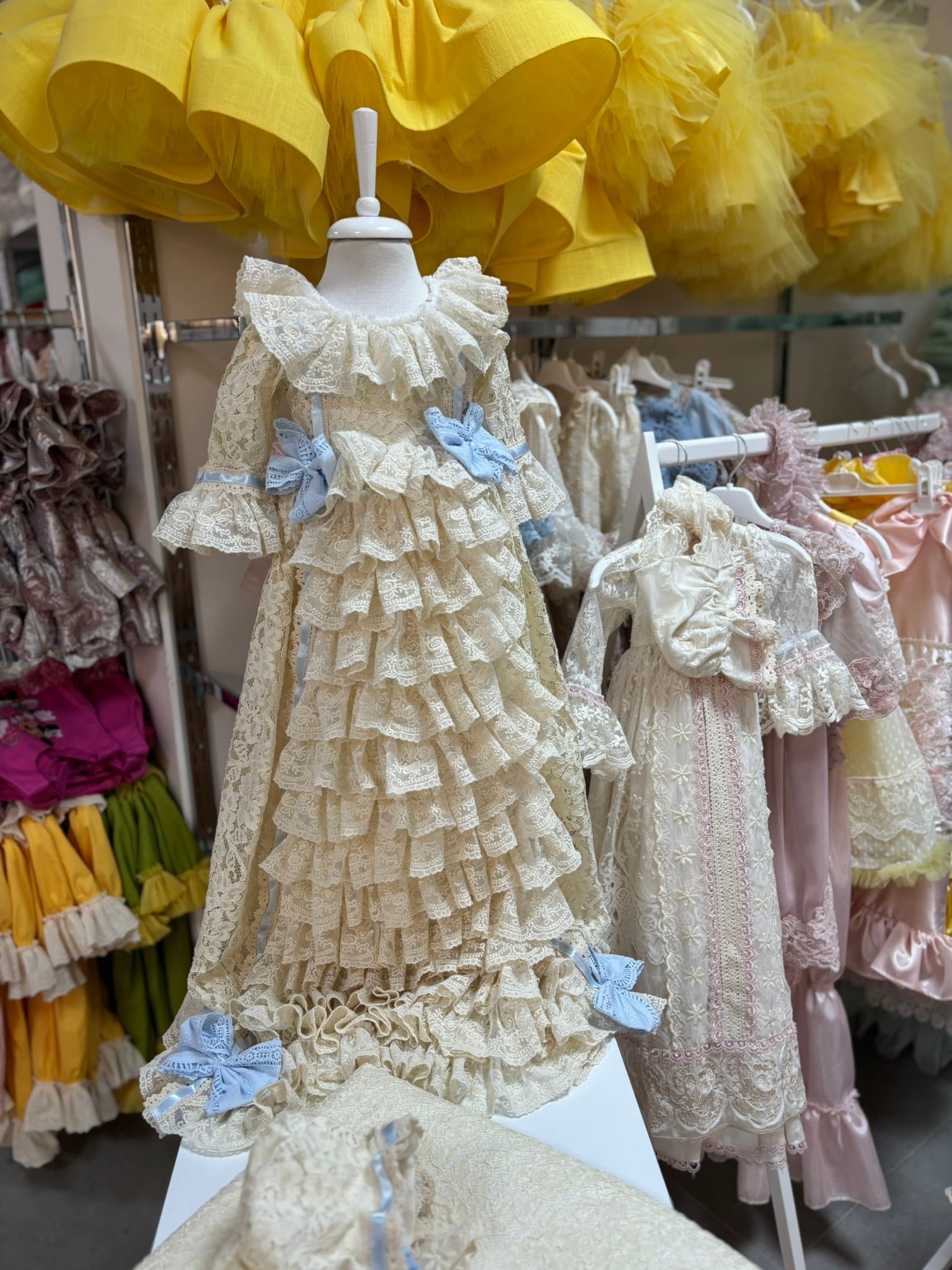 Baby vintage lace fabric long gown bonnet and blankent