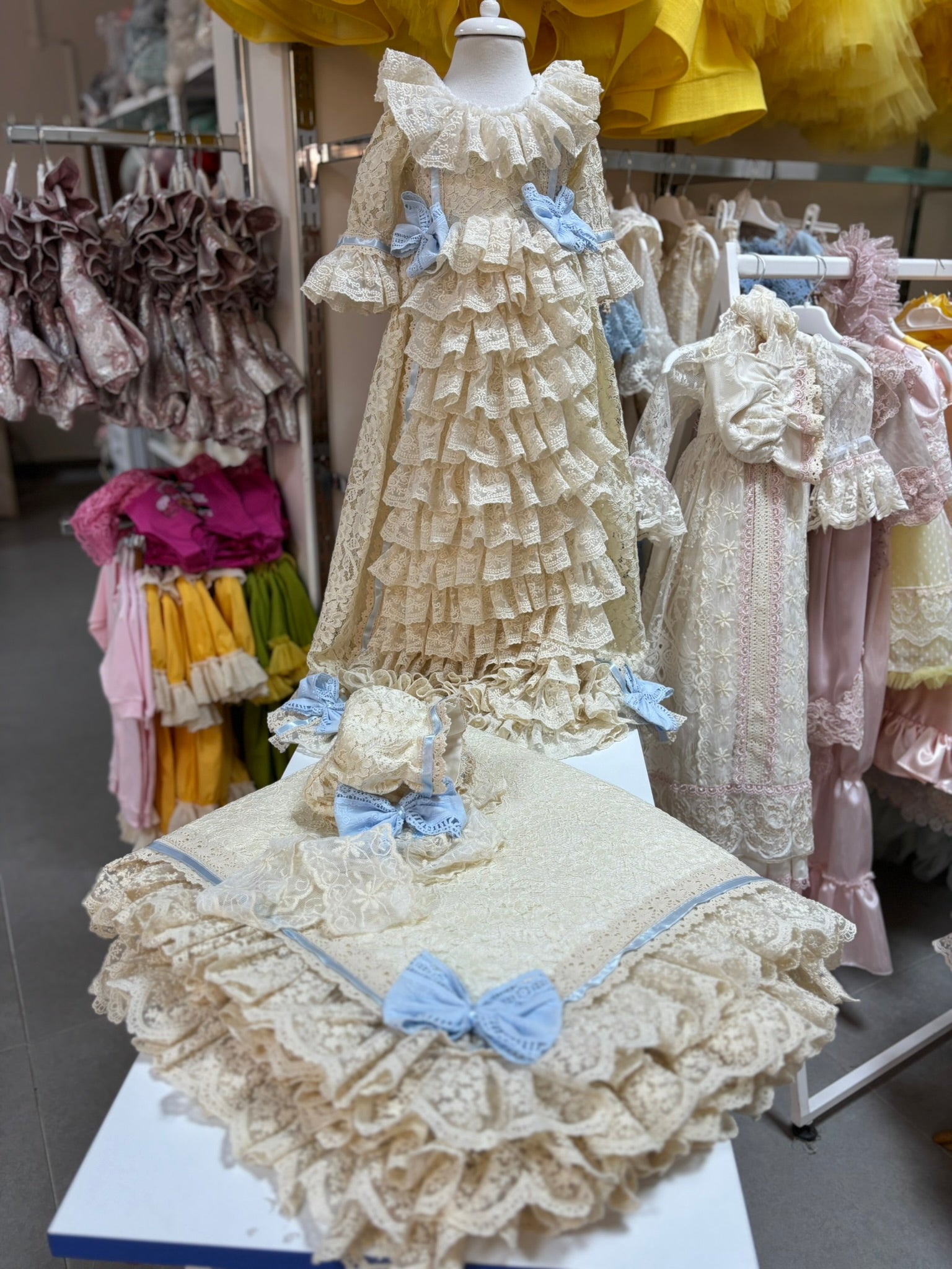 Baby vintage lace fabric long gown bonnet and blankent