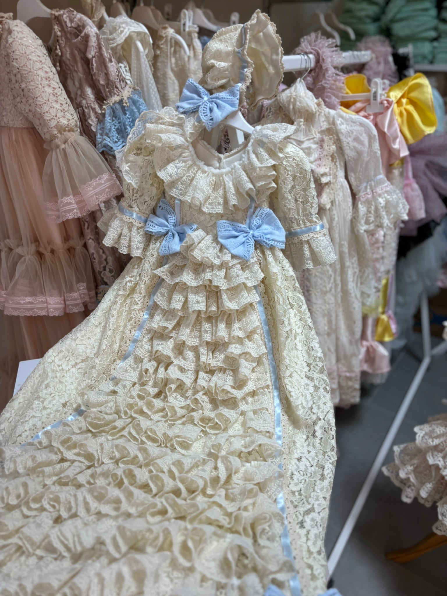 Baby vintage lace fabric long gown bonnet and blankent