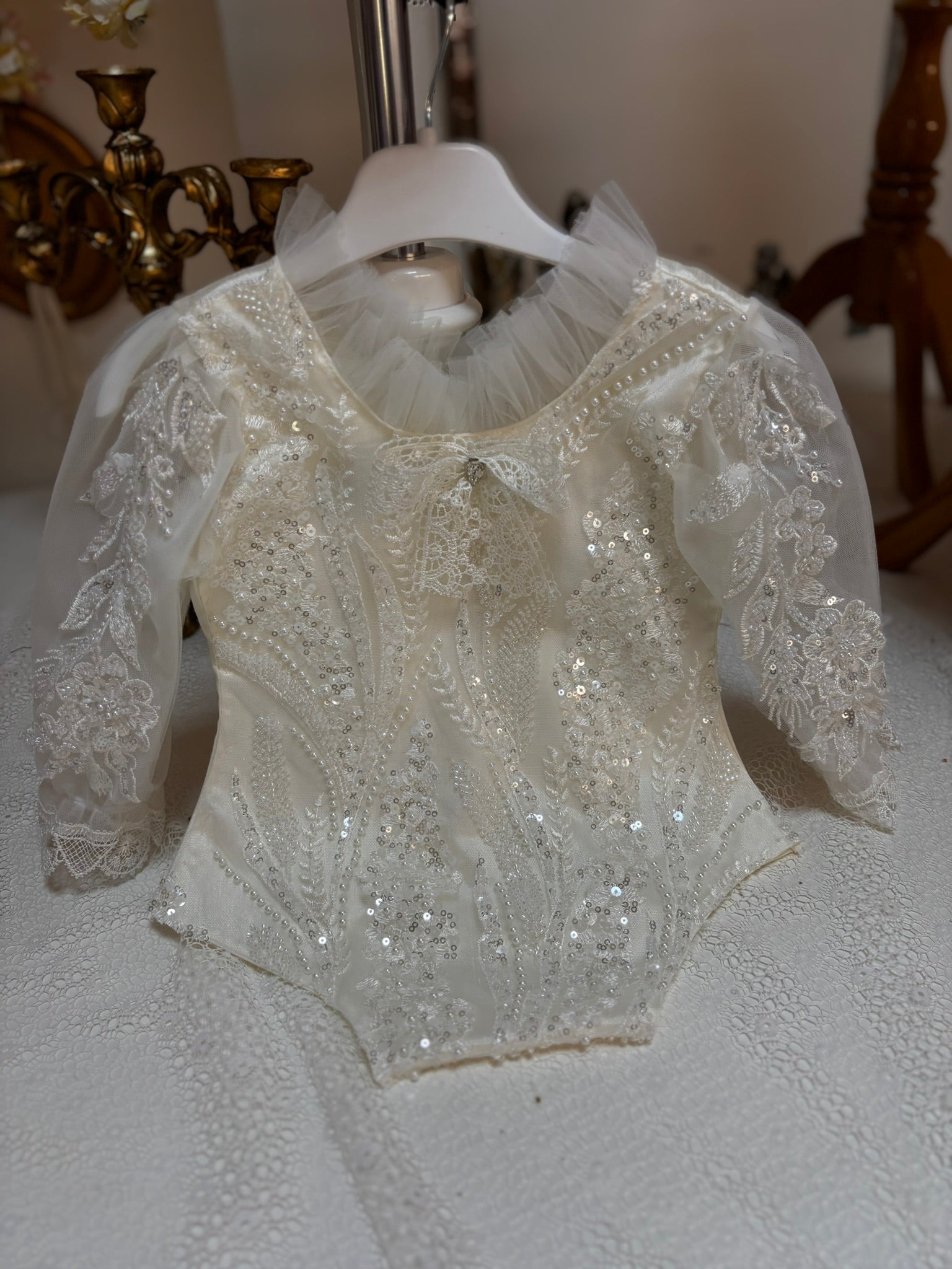 cream pear lace romper 9m