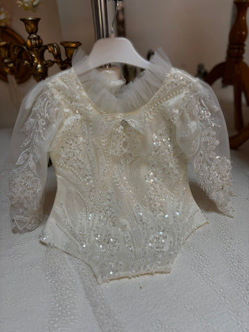 cream pear lace romper 9m