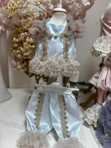 blue silk outfit 36m