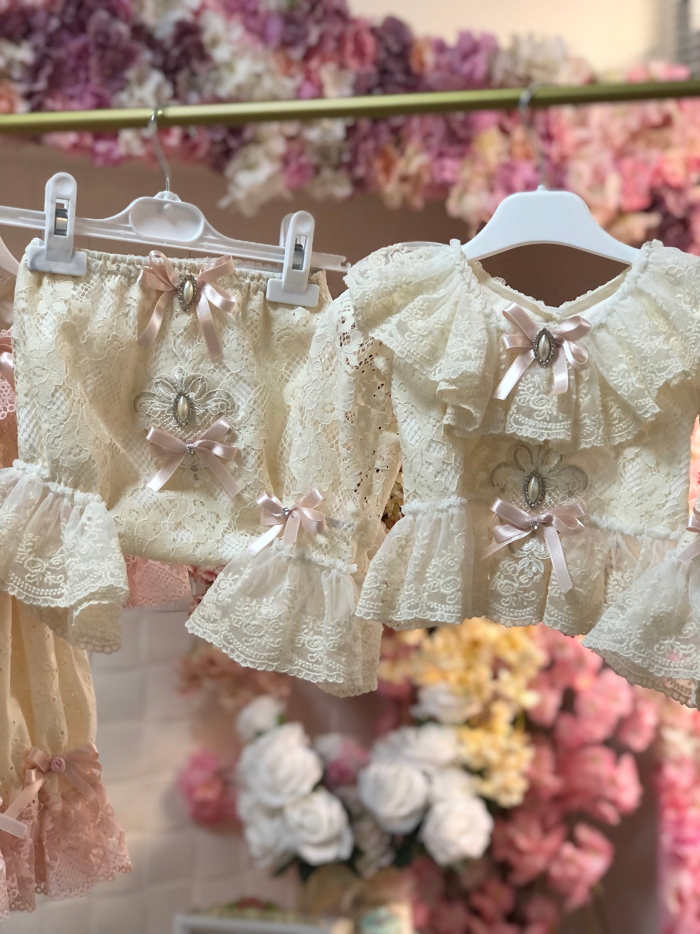 lace fabric two pieces vintage outfıt wholesale 7 pcs