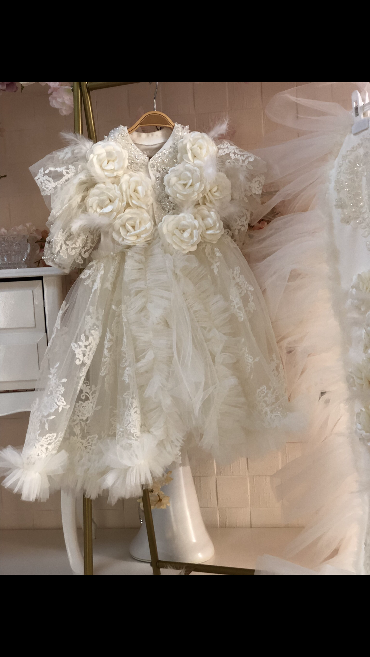 Cream Coton Fabric Jumpsuit Gown Blankent And Bonnet Baptism Set Flower