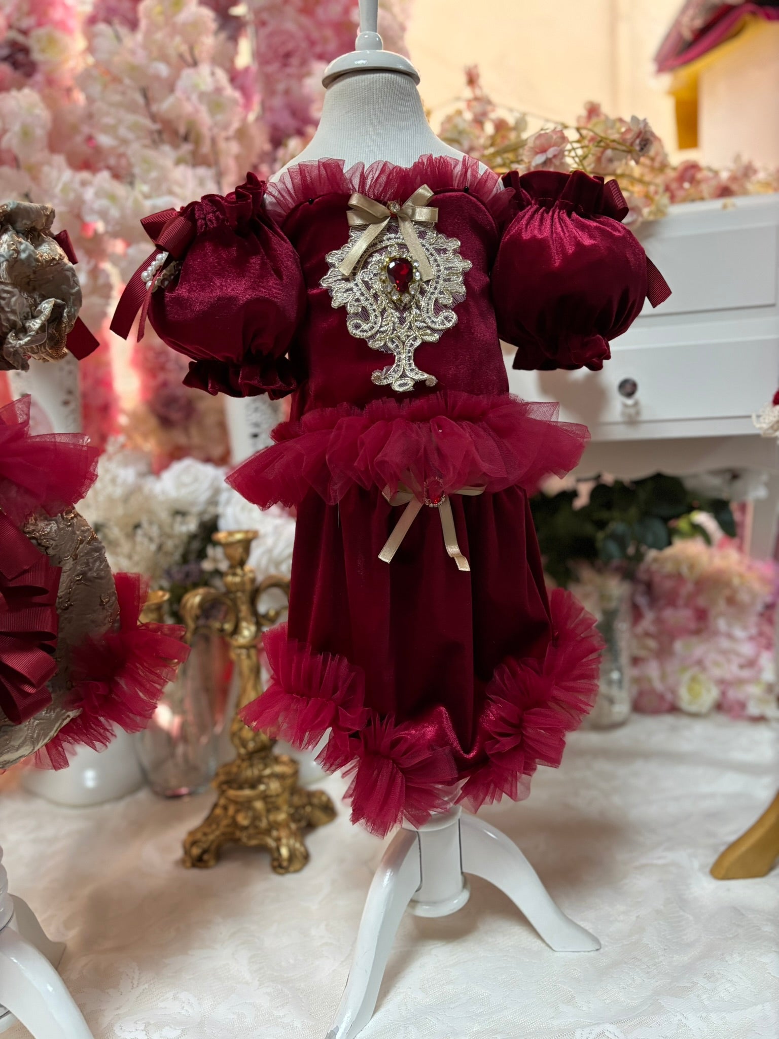 Velvet Amazing  Holiday Blouse And Shorts